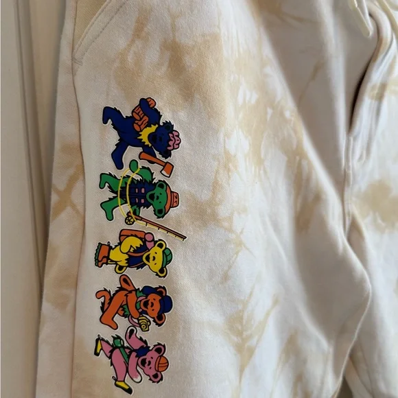 Authentic 686 x Grateful Dead Everywhere Pants in Size Large (men’s/unisex fit).